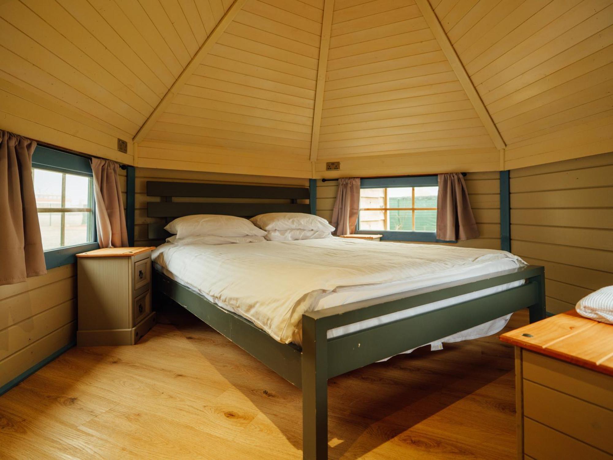 Sunset Retreats The Double Hobbit Villa Worcester Exterior foto